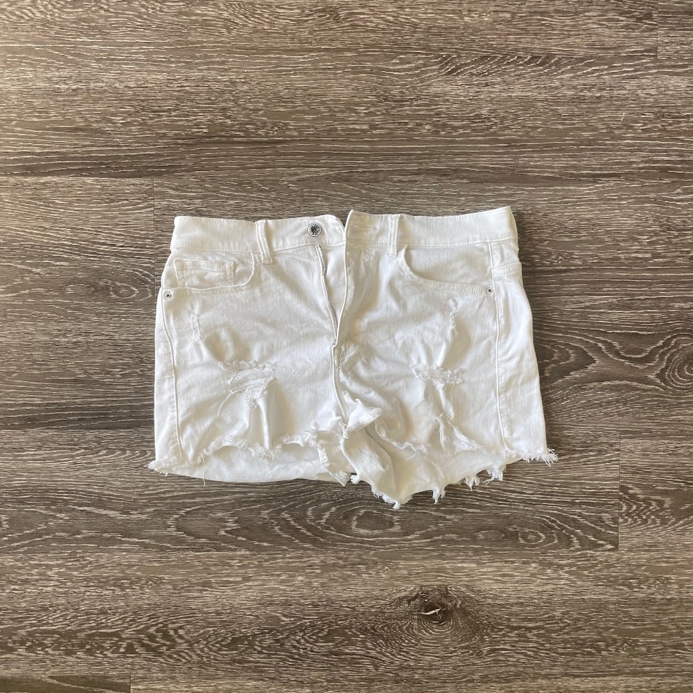 Sneak Peek High Rise White Distressed Shorts - L